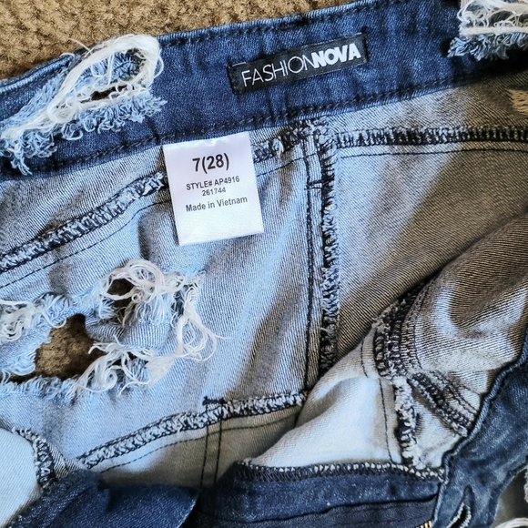 Distressed Denim - Picture 3 of 6